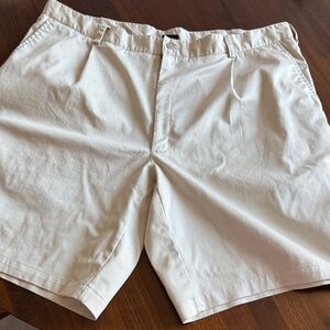 Nike - White Men's Shorts 42 TTG